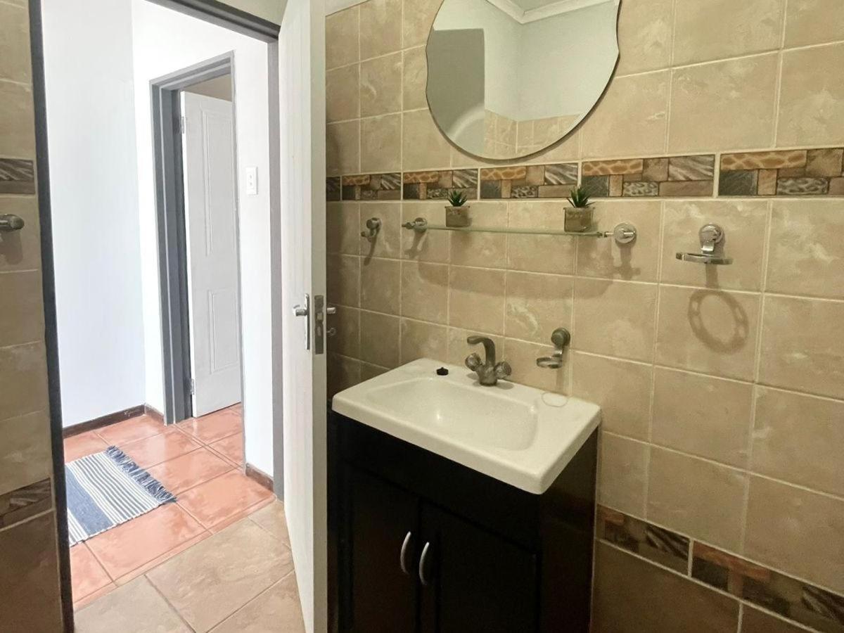 Eden Chalets Windhoek Pokoj fotografie